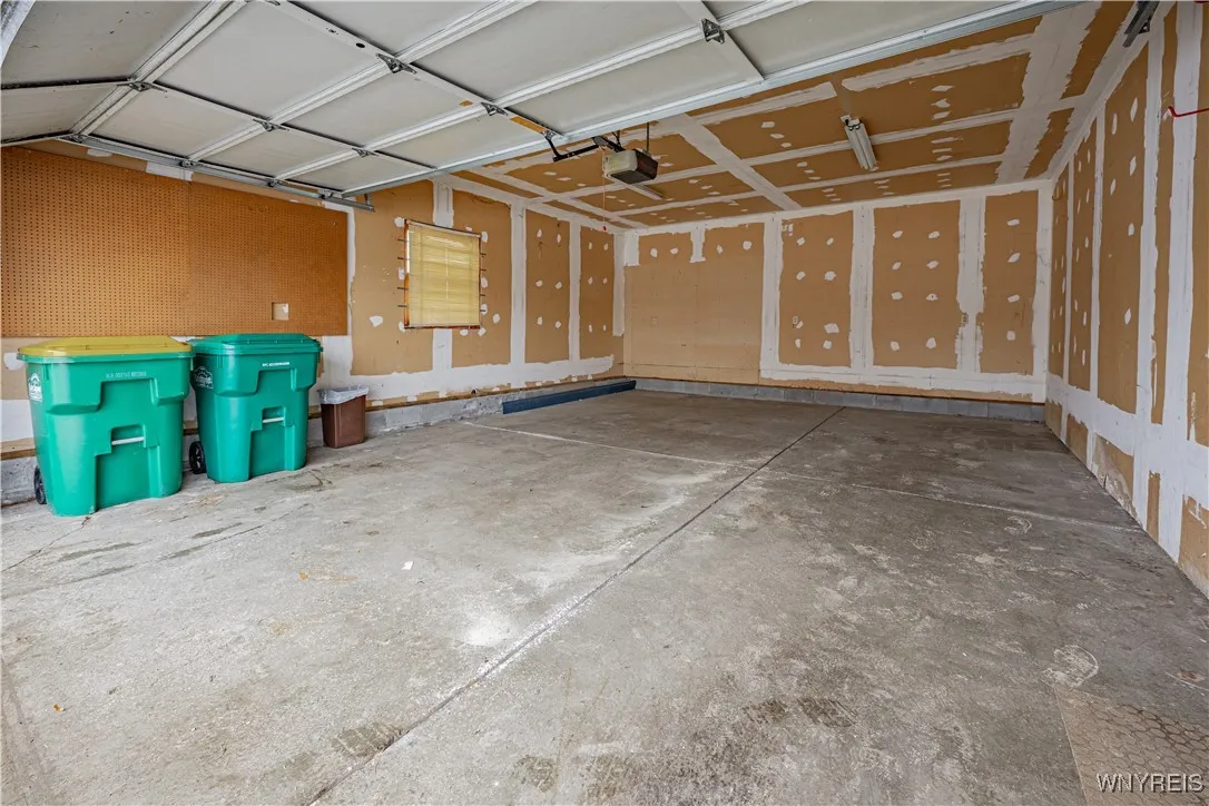 6170 Old Beattie Road, Lockport Town, New York 140, Lockport Town, New York 14094, 3 Bedrooms Bedrooms, 8 Rooms Rooms,1 BathroomBathrooms,Residential,For Sale,6170 Old Beattie Road, Lockport Town, New York 140,0,B1650278