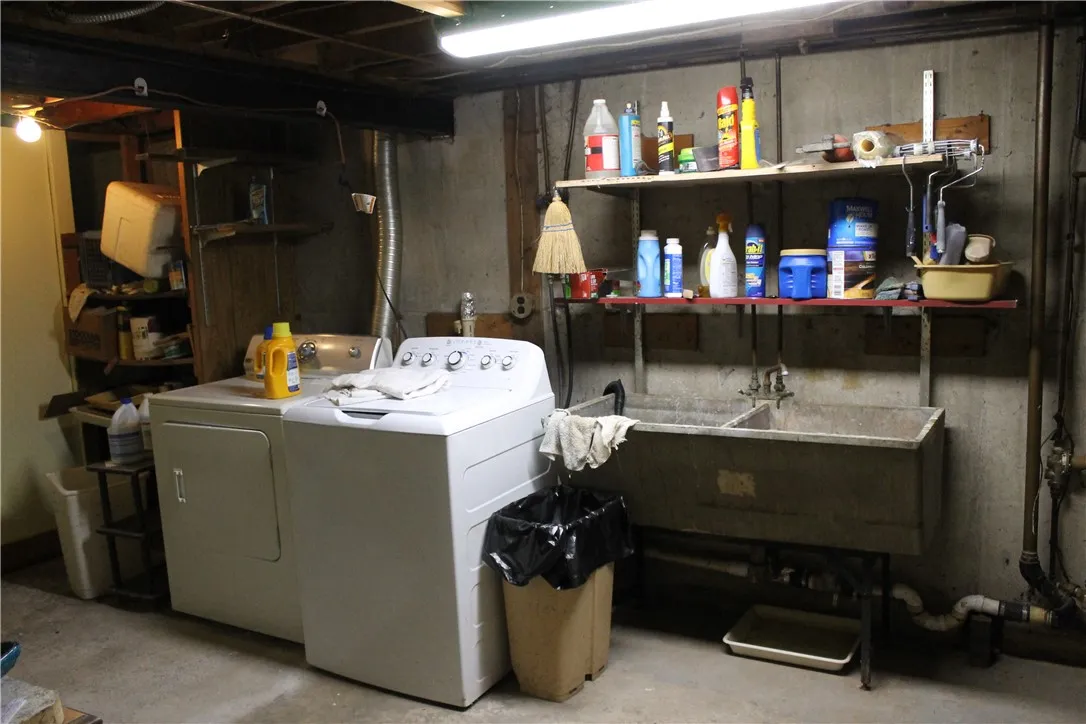 302 Linwood Avenue, Gaines, New York 14411, Gaines, New York 14411, 3 Bedrooms Bedrooms, 5 Rooms Rooms,1 BathroomBathrooms,Residential,For Sale,302 Linwood Avenue, Gaines, New York 14411,0,R1650907