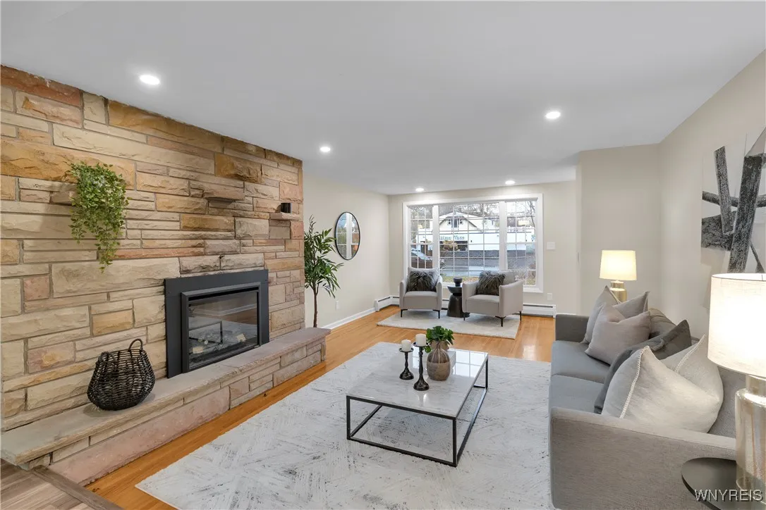 500 Center Road, West Seneca, New York 14224, West Seneca, New York 14224, 4 Bedrooms Bedrooms, 11 Rooms Rooms,2 BathroomsBathrooms,Residential,For Sale,500 Center Road, West Seneca, New York 14224,0,B1650701