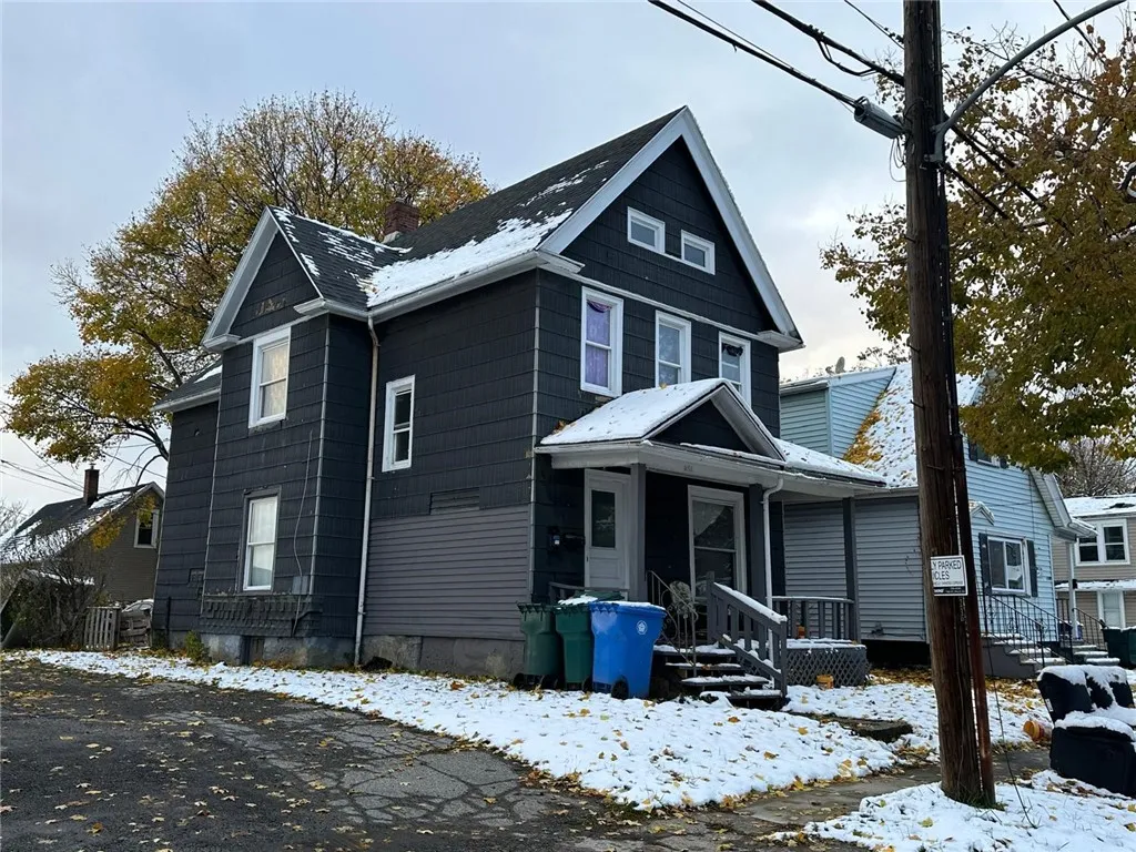 205 Hague Street, Rochester, New York 14611, Rochester, New York 14611, 4 Bedrooms Bedrooms, ,2 BathroomsBathrooms,Residential,For Sale,205 Hague Street, Rochester, New York 14611,0,R1650495
