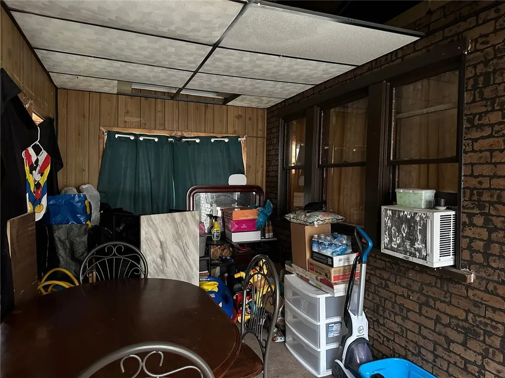 164 Villa Street, Rochester, New York 14606, Rochester, New York 14606, 3 Bedrooms Bedrooms, 6 Rooms Rooms,1 BathroomBathrooms,Residential,For Sale,164 Villa Street, Rochester, New York 14606,0,R1650777