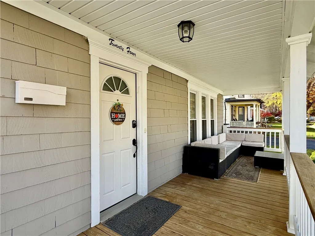 24 Spruce Street, Oneonta, New York 13820, Oneonta, New York 13820, 3 Bedrooms Bedrooms, 7 Rooms Rooms,1 BathroomBathrooms,Residential,For Sale,24 Spruce Street, Oneonta, New York 13820,0,R1649413