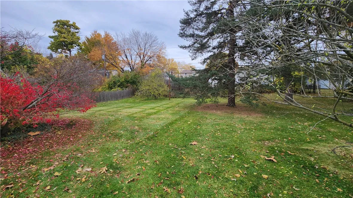 108 Glenbrook Road, Greece, New York 14616, Greece, New York 14616, 3 Bedrooms Bedrooms, 5 Rooms Rooms,1 BathroomBathrooms,Residential,For Sale,108 Glenbrook Road, Greece, New York 14616,0,R1650910