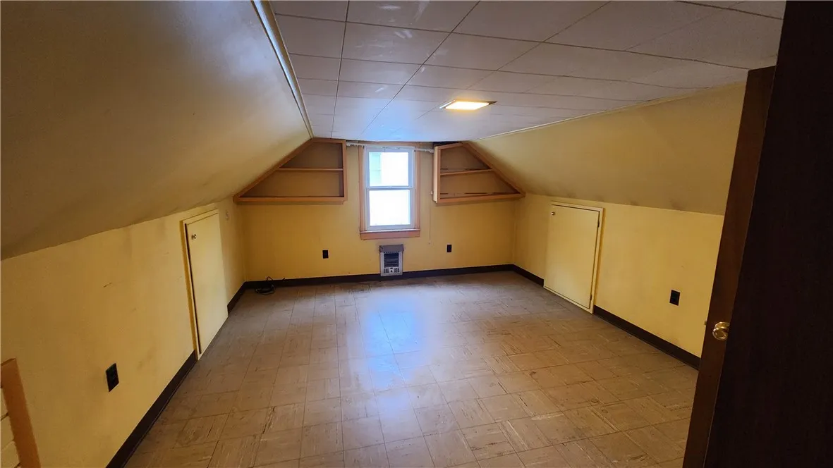 108 Glenbrook Road, Greece, New York 14616, Greece, New York 14616, 3 Bedrooms Bedrooms, 5 Rooms Rooms,1 BathroomBathrooms,Residential,For Sale,108 Glenbrook Road, Greece, New York 14616,0,R1650910