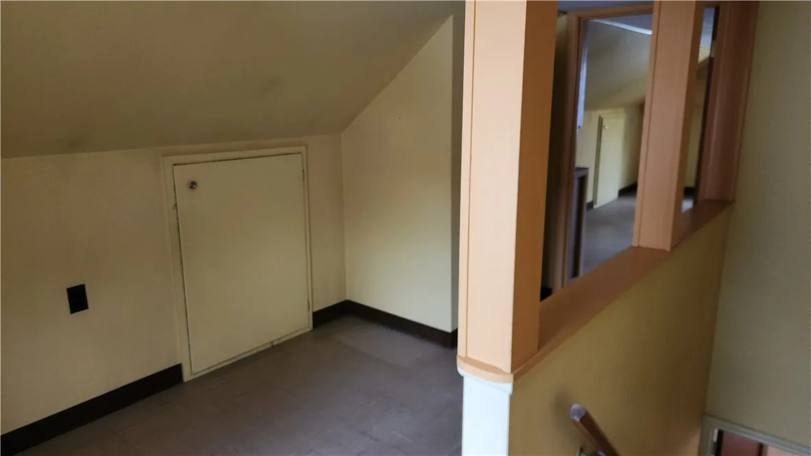 108 Glenbrook Road, Greece, New York 14616, Greece, New York 14616, 3 Bedrooms Bedrooms, 5 Rooms Rooms,1 BathroomBathrooms,Residential,For Sale,108 Glenbrook Road, Greece, New York 14616,0,R1650910