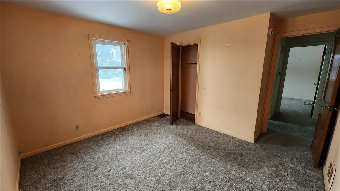 108 Glenbrook Road, Greece, New York 14616, Greece, New York 14616, 3 Bedrooms Bedrooms, 5 Rooms Rooms,1 BathroomBathrooms,Residential,For Sale,108 Glenbrook Road, Greece, New York 14616,0,R1650910