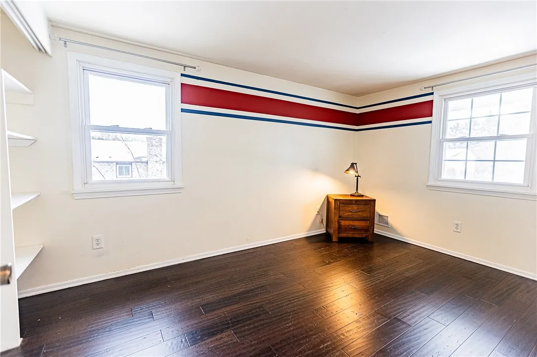 1441 Chigwell Ln N, Webster, New York 14580, Webster, New York 14580, 4 Bedrooms Bedrooms, 7 Rooms Rooms,1 BathroomBathrooms,Residential,For Sale,1441 Chigwell Ln N, Webster, New York 14580,0,R1650347