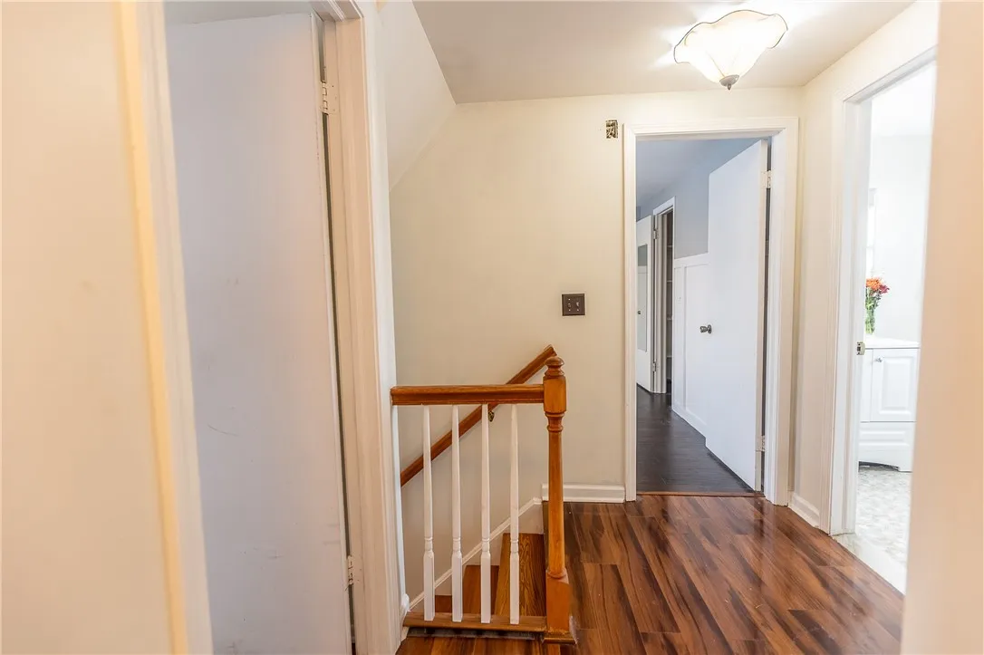 1441 Chigwell Ln N, Webster, New York 14580, Webster, New York 14580, 4 Bedrooms Bedrooms, 7 Rooms Rooms,1 BathroomBathrooms,Residential,For Sale,1441 Chigwell Ln N, Webster, New York 14580,0,R1650347