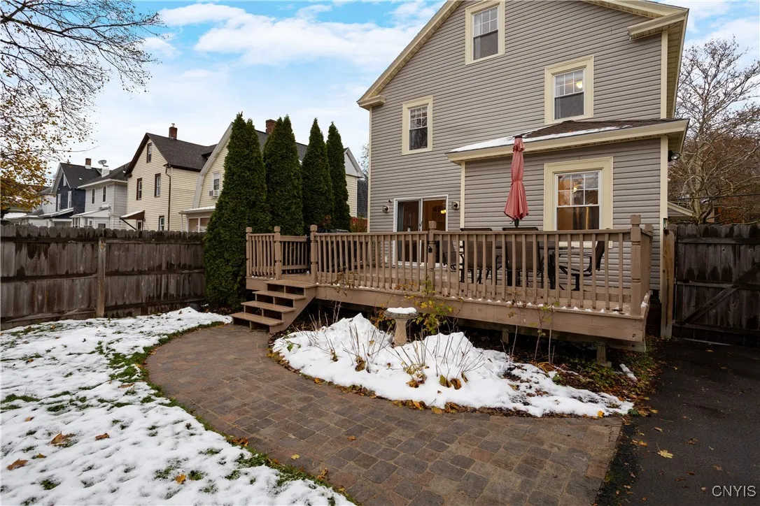619 Dewitt Street, Syracuse, New York 13203, Syracuse, New York 13203, 4 Bedrooms Bedrooms, 9 Rooms Rooms,1 BathroomBathrooms,Residential,For Sale,619 Dewitt Street, Syracuse, New York 13203,0,S1650749