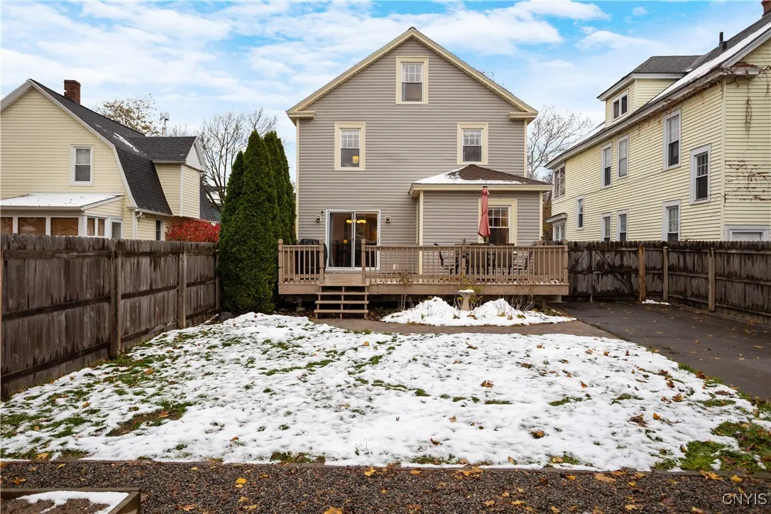 619 Dewitt Street, Syracuse, New York 13203, Syracuse, New York 13203, 4 Bedrooms Bedrooms, 9 Rooms Rooms,1 BathroomBathrooms,Residential,For Sale,619 Dewitt Street, Syracuse, New York 13203,0,S1650749