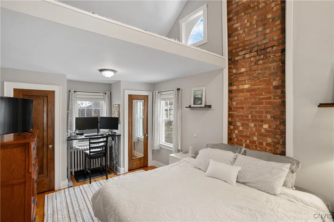 619 Dewitt Street, Syracuse, New York 13203, Syracuse, New York 13203, 4 Bedrooms Bedrooms, 9 Rooms Rooms,1 BathroomBathrooms,Residential,For Sale,619 Dewitt Street, Syracuse, New York 13203,0,S1650749