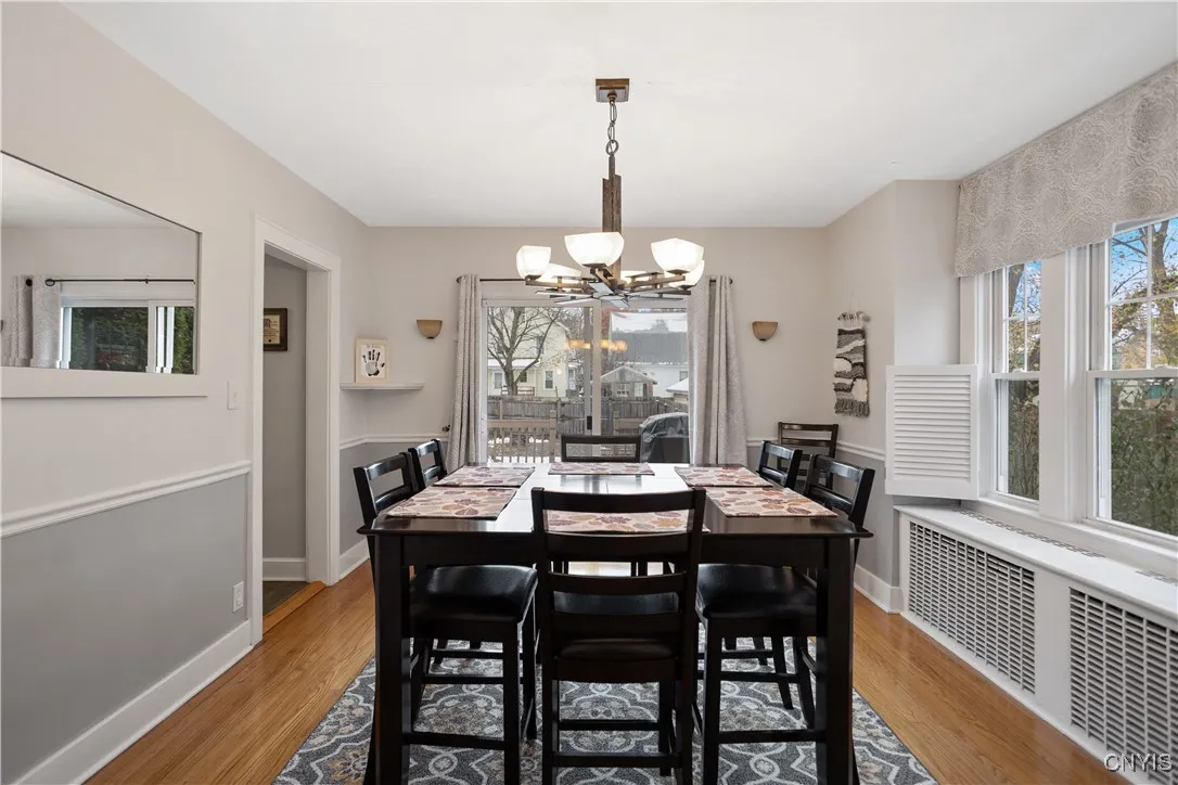 619 Dewitt Street, Syracuse, New York 13203, Syracuse, New York 13203, 4 Bedrooms Bedrooms, 9 Rooms Rooms,1 BathroomBathrooms,Residential,For Sale,619 Dewitt Street, Syracuse, New York 13203,0,S1650749