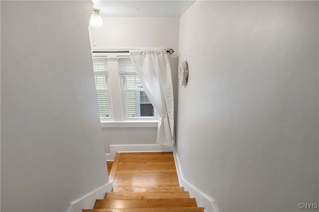 619 Dewitt Street, Syracuse, New York 13203, Syracuse, New York 13203, 4 Bedrooms Bedrooms, 9 Rooms Rooms,1 BathroomBathrooms,Residential,For Sale,619 Dewitt Street, Syracuse, New York 13203,0,S1650749