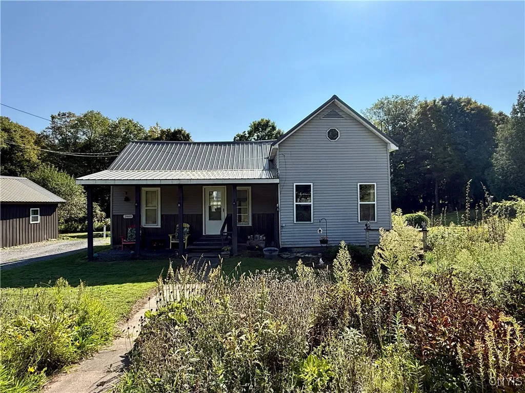 2888 County Route 17, Williamstown, New York 13493, Williamstown, New York 13493, 2 Bedrooms Bedrooms, 5 Rooms Rooms,1 BathroomBathrooms,Residential,For Sale,2888 County Route 17, Williamstown, New York 13493,0,S1636824