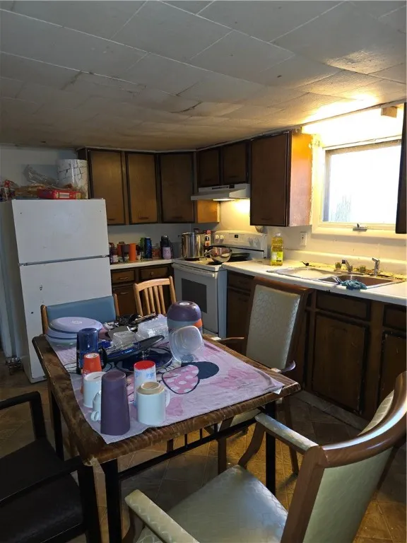 256 West Hudson Street, Elmira City, New York 1490, Elmira City, New York 14904, 7 Bedrooms Bedrooms, ,2 BathroomsBathrooms,Residential,For Sale,256 West Hudson Street, Elmira City, New York 1490,0,R1650661