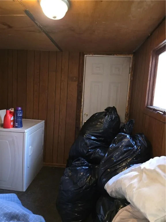 256 West Hudson Street, Elmira City, New York 1490, Elmira City, New York 14904, 7 Bedrooms Bedrooms, ,2 BathroomsBathrooms,Residential,For Sale,256 West Hudson Street, Elmira City, New York 1490,0,R1650661