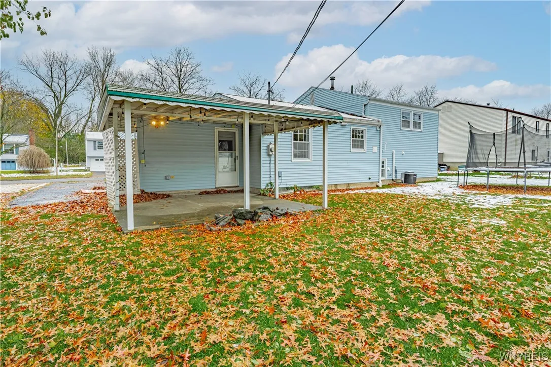 858 Deerfield Drive, North Tonawanda, New York 141, North Tonawanda, New York 14120, 3 Bedrooms Bedrooms, 8 Rooms Rooms,1 BathroomBathrooms,Residential,For Sale,858 Deerfield Drive, North Tonawanda, New York 141,0,B1650520