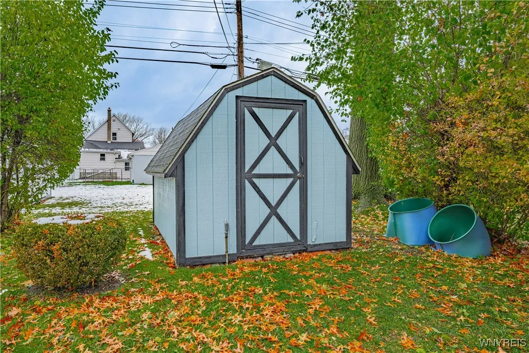 858 Deerfield Drive, North Tonawanda, New York 141, North Tonawanda, New York 14120, 3 Bedrooms Bedrooms, 8 Rooms Rooms,1 BathroomBathrooms,Residential,For Sale,858 Deerfield Drive, North Tonawanda, New York 141,0,B1650520