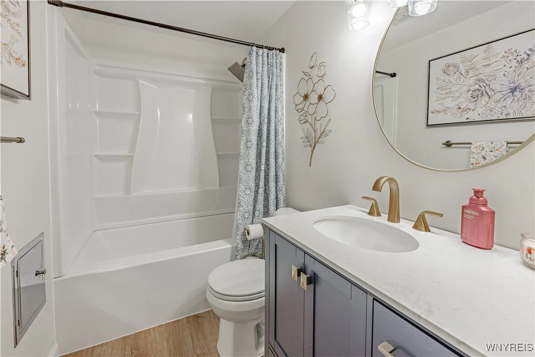 858 Deerfield Drive, North Tonawanda, New York 141, North Tonawanda, New York 14120, 3 Bedrooms Bedrooms, 8 Rooms Rooms,1 BathroomBathrooms,Residential,For Sale,858 Deerfield Drive, North Tonawanda, New York 141,0,B1650520