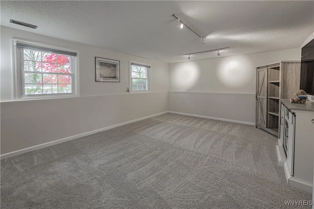 858 Deerfield Drive, North Tonawanda, New York 141, North Tonawanda, New York 14120, 3 Bedrooms Bedrooms, 8 Rooms Rooms,1 BathroomBathrooms,Residential,For Sale,858 Deerfield Drive, North Tonawanda, New York 141,0,B1650520