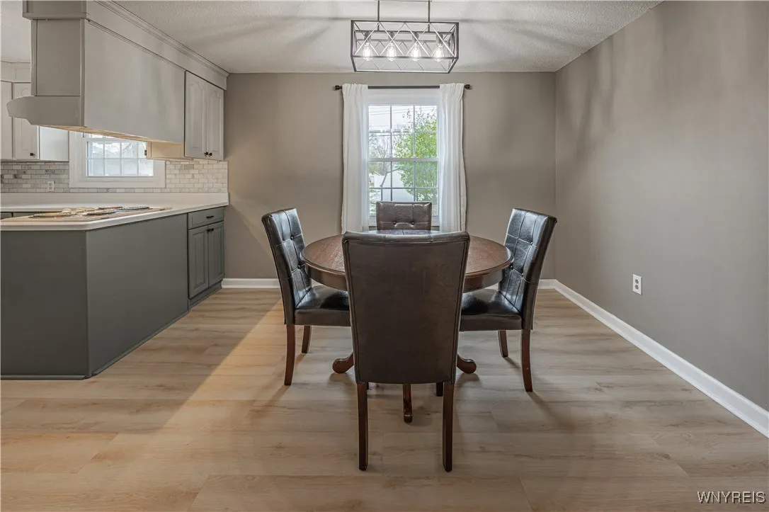 858 Deerfield Drive, North Tonawanda, New York 141, North Tonawanda, New York 14120, 3 Bedrooms Bedrooms, 8 Rooms Rooms,1 BathroomBathrooms,Residential,For Sale,858 Deerfield Drive, North Tonawanda, New York 141,0,B1650520