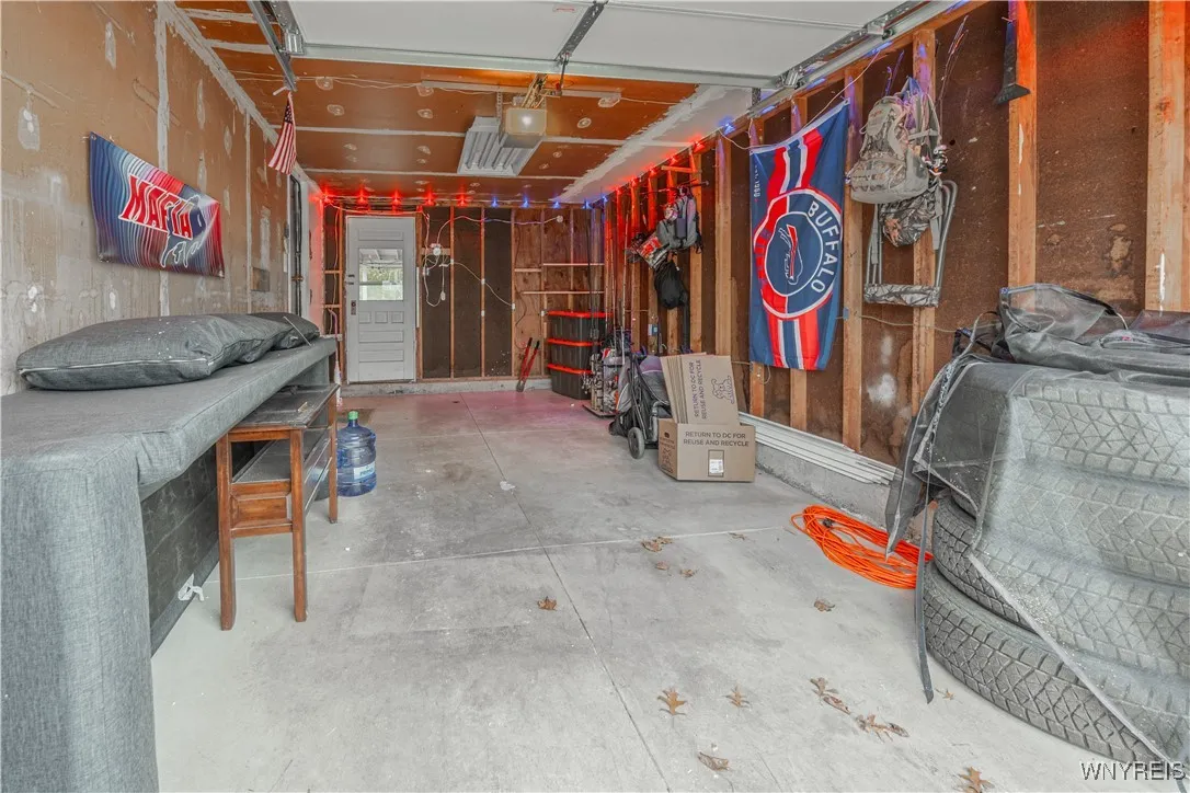 858 Deerfield Drive, North Tonawanda, New York 141, North Tonawanda, New York 14120, 3 Bedrooms Bedrooms, 8 Rooms Rooms,1 BathroomBathrooms,Residential,For Sale,858 Deerfield Drive, North Tonawanda, New York 141,0,B1650520