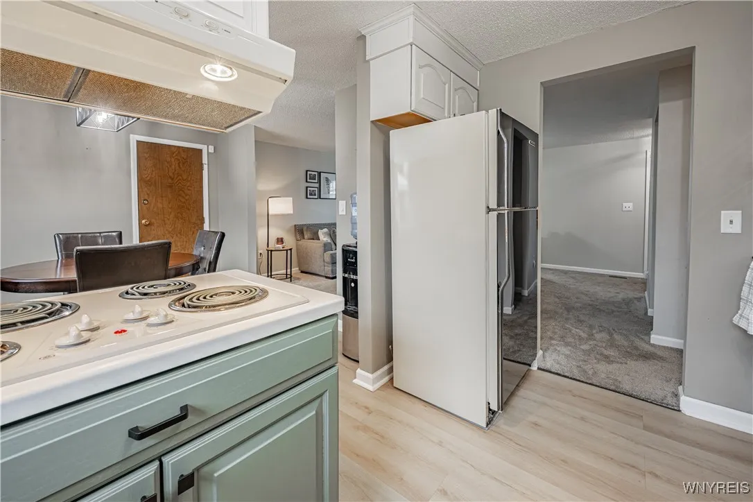 858 Deerfield Drive, North Tonawanda, New York 141, North Tonawanda, New York 14120, 3 Bedrooms Bedrooms, 8 Rooms Rooms,1 BathroomBathrooms,Residential,For Sale,858 Deerfield Drive, North Tonawanda, New York 141,0,B1650520