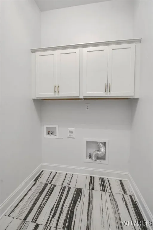 5419 Alderbrook Lane, Clarence, New York 14031, Clarence, New York 14031, 3 Bedrooms Bedrooms, 6 Rooms Rooms,2 BathroomsBathrooms,Residential,For Sale,5419 Alderbrook Lane, Clarence, New York 14031,0,B1650596