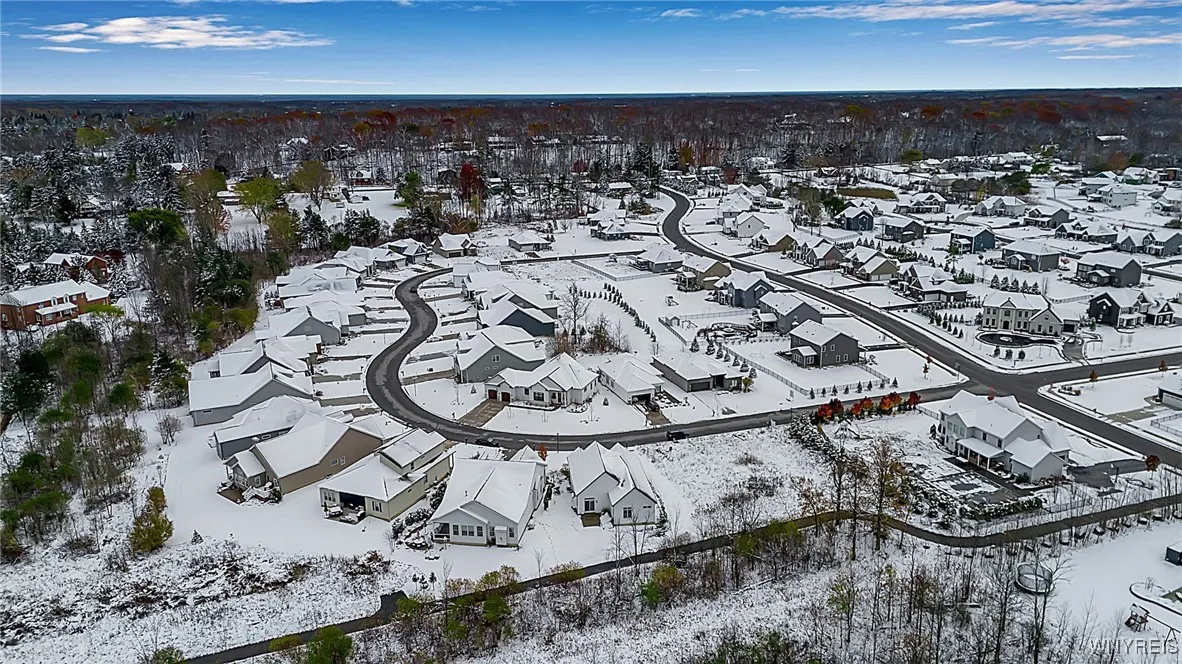 5419 Alderbrook Lane, Clarence, New York 14031, Clarence, New York 14031, 3 Bedrooms Bedrooms, 6 Rooms Rooms,2 BathroomsBathrooms,Residential,For Sale,5419 Alderbrook Lane, Clarence, New York 14031,0,B1650596