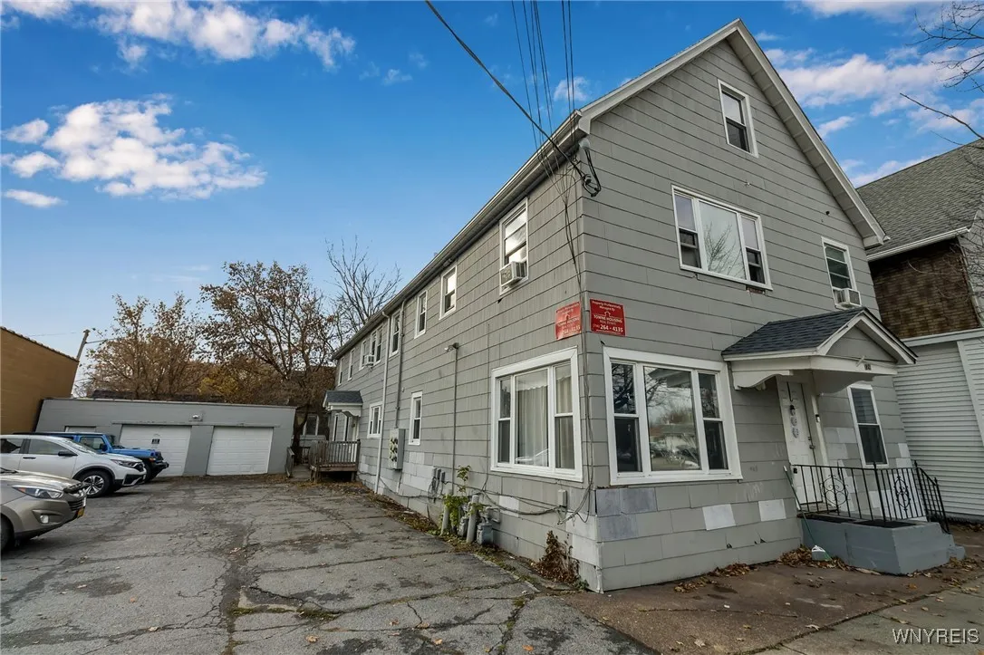 726 Oliver Street, North Tonawanda, New York 14120, North Tonawanda, New York 14120, 5 Bedrooms Bedrooms, ,Multi Family,For Sale,726 Oliver Street, North Tonawanda, New York 14120,0,B1648824