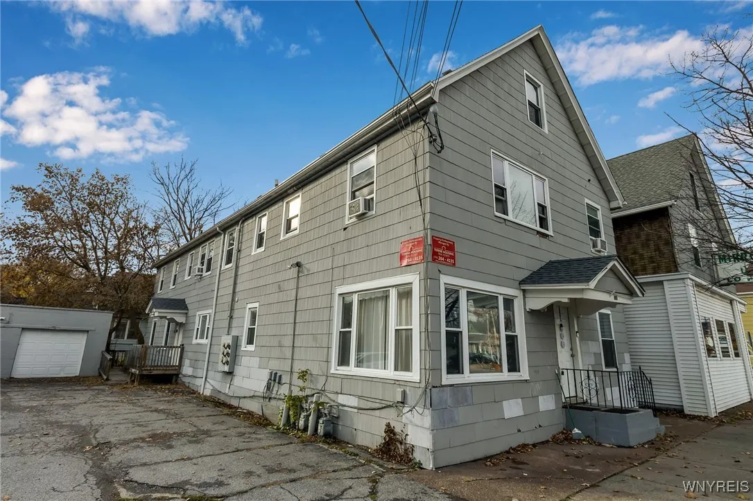 726 Oliver Street, North Tonawanda, New York 14120, North Tonawanda, New York 14120, 5 Bedrooms Bedrooms, ,Multi Family,For Sale,726 Oliver Street, North Tonawanda, New York 14120,0,B1648824