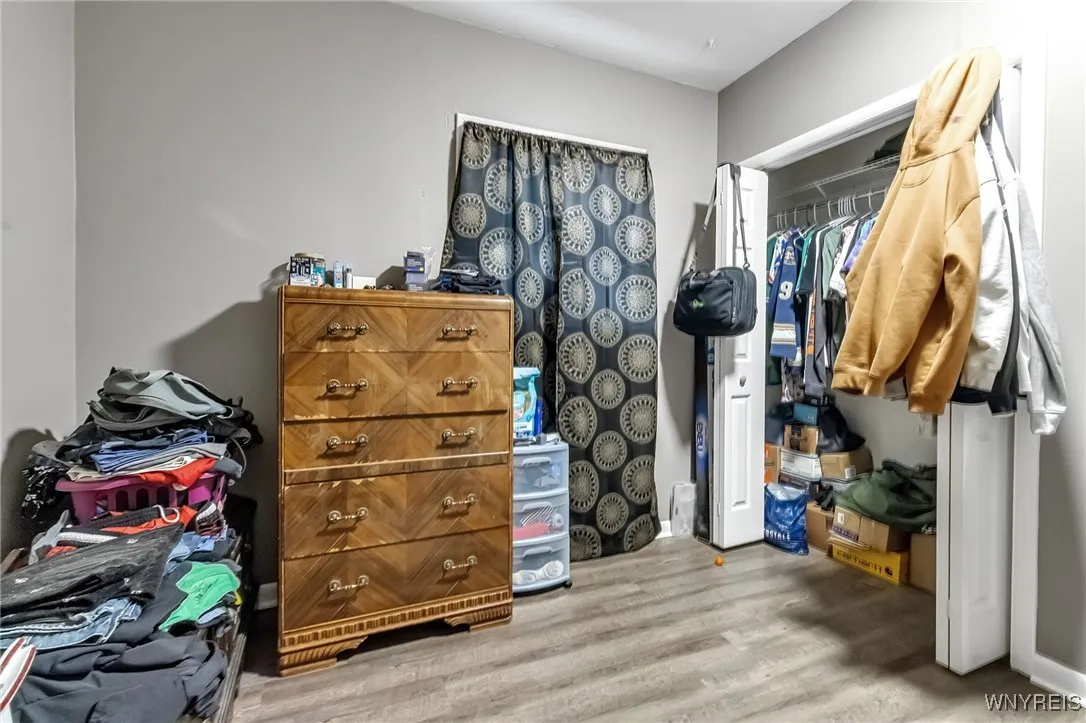 726 Oliver Street, North Tonawanda, New York 14120, North Tonawanda, New York 14120, 5 Bedrooms Bedrooms, ,Multi Family,For Sale,726 Oliver Street, North Tonawanda, New York 14120,0,B1648824