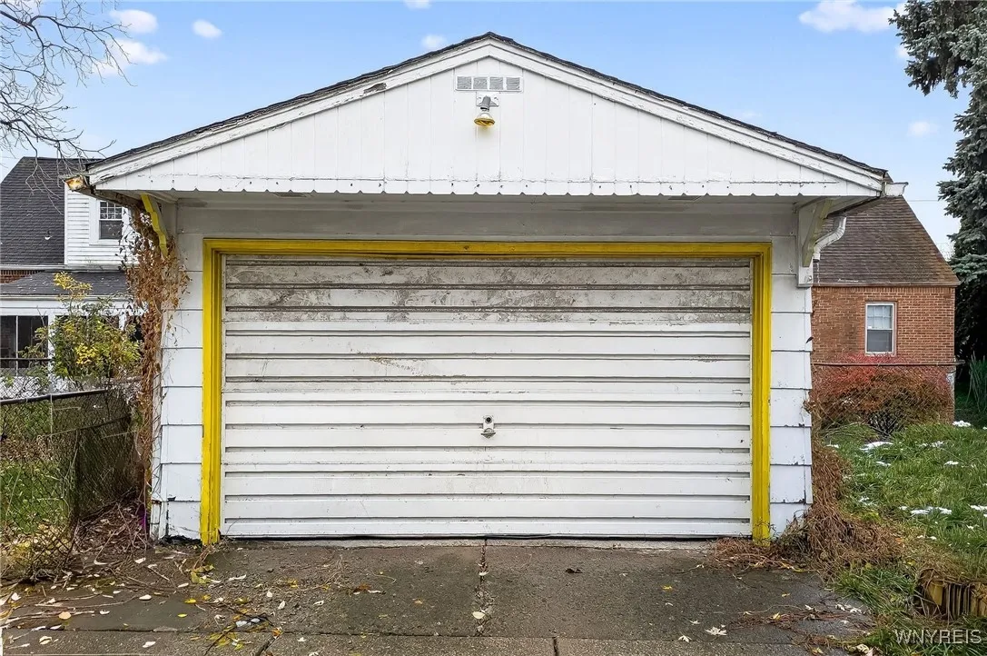141 Millicent Avenue, Buffalo, New York 14215, Buffalo, New York 14215, 4 Bedrooms Bedrooms, 7 Rooms Rooms,2 BathroomsBathrooms,Residential,For Sale,141 Millicent Avenue, Buffalo, New York 14215,0,B1650958