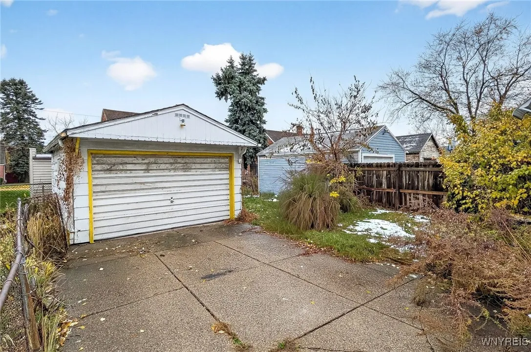 141 Millicent Avenue, Buffalo, New York 14215, Buffalo, New York 14215, 4 Bedrooms Bedrooms, 7 Rooms Rooms,2 BathroomsBathrooms,Residential,For Sale,141 Millicent Avenue, Buffalo, New York 14215,0,B1650958