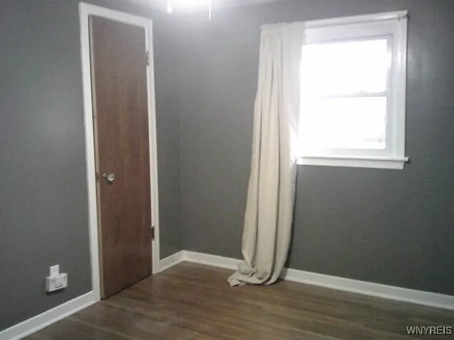 249 Glencove Road, Tonawanda, New York 14223, Tonawanda, New York 14223, 2 Bedrooms Bedrooms, 5 Rooms Rooms,1 BathroomBathrooms,Residential,For Sale,249 Glencove Road, Tonawanda, New York 14223,0,B1650980