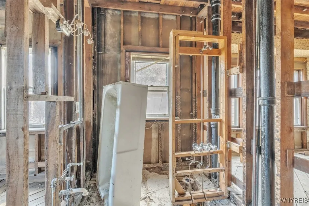 25 Cheltenham Drive, Buffalo, New York 14216, Buffalo, New York 14216, 5 Bedrooms Bedrooms, 10 Rooms Rooms,2 BathroomsBathrooms,Residential,For Sale,25 Cheltenham Drive, Buffalo, New York 14216,0,B1650912