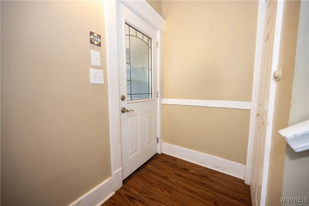 83 Marengo Avenue, Hamburg, New York 14075, Hamburg, New York 14075, 2 Bedrooms Bedrooms, 8 Rooms Rooms,2 BathroomsBathrooms,Residential,For Sale,83 Marengo Avenue, Hamburg, New York 14075,0,B1648236