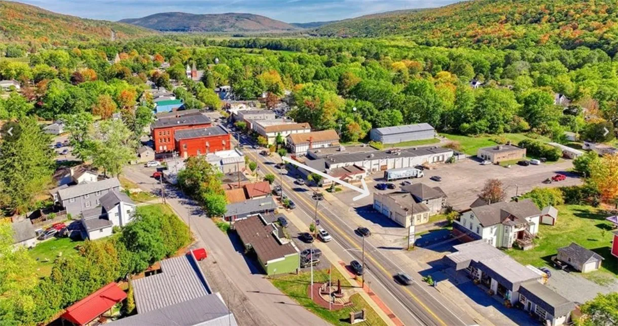142 S Main Street, Naples, New York 14512, Naples, New York 14512, ,Commercial Sale,For Sale,142 S Main Street, Naples, New York 14512,0,R1650943