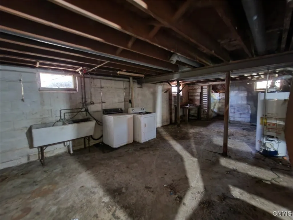 144 Oakdale Drive, Syracuse, New York 13207, Syracuse, New York 13207, 3 Bedrooms Bedrooms, 6 Rooms Rooms,1 BathroomBathrooms,Residential,For Sale,144 Oakdale Drive, Syracuse, New York 13207,0,S1650735