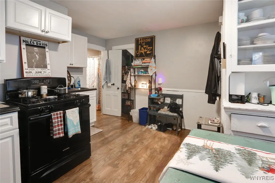 348 Virginia Street, Buffalo, New York 14201, Buffalo, New York 14201, 6 Bedrooms Bedrooms, ,4 BathroomsBathrooms,Residential,For Sale,348 Virginia Street, Buffalo, New York 14201,0,B1650720