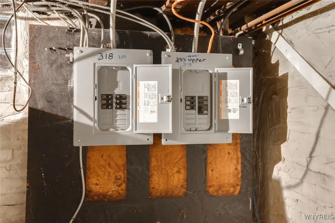 318 Virginia Street, Buffalo, New York 14201, Buffalo, New York 14201, 8 Bedrooms Bedrooms, ,5 BathroomsBathrooms,Residential,For Sale,318 Virginia Street, Buffalo, New York 14201,0,B1650719