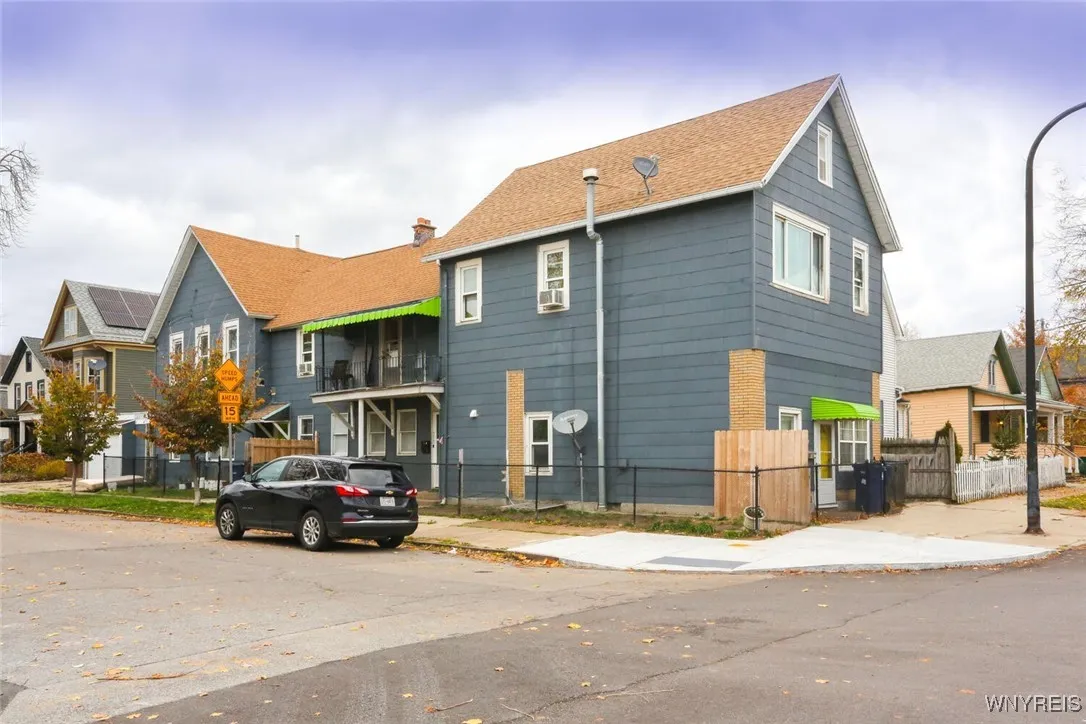 318 Virginia Street, Buffalo, New York 14201, Buffalo, New York 14201, 8 Bedrooms Bedrooms, ,5 BathroomsBathrooms,Residential,For Sale,318 Virginia Street, Buffalo, New York 14201,0,B1650719