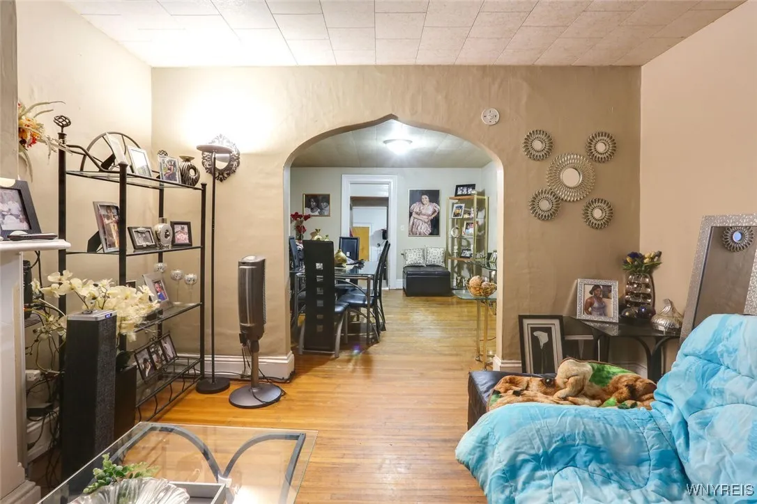 318 Virginia Street, Buffalo, New York 14201, Buffalo, New York 14201, 8 Bedrooms Bedrooms, ,5 BathroomsBathrooms,Residential,For Sale,318 Virginia Street, Buffalo, New York 14201,0,B1650719