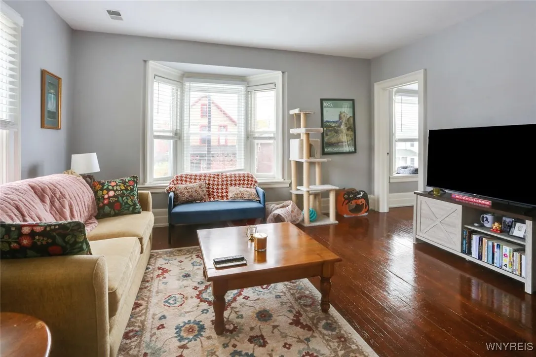 308 Virginia Street, Buffalo, New York 14201, Buffalo, New York 14201, 8 Bedrooms Bedrooms, ,4 BathroomsBathrooms,Residential,For Sale,308 Virginia Street, Buffalo, New York 14201,0,B1650718