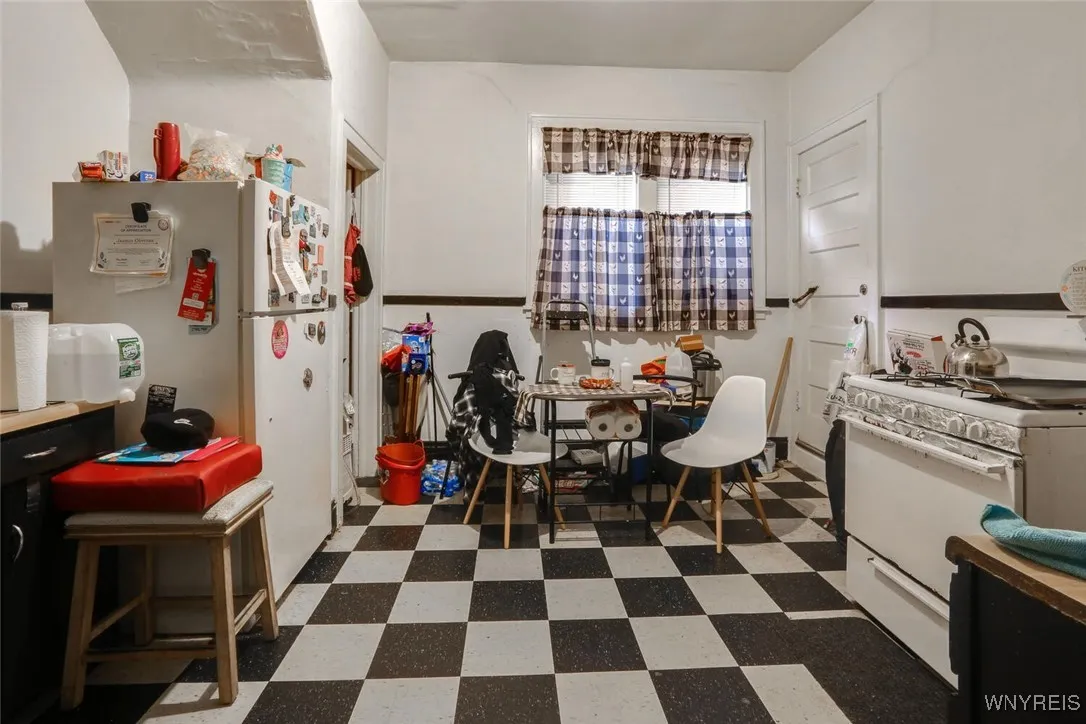 308 Virginia Street, Buffalo, New York 14201, Buffalo, New York 14201, 8 Bedrooms Bedrooms, ,4 BathroomsBathrooms,Residential,For Sale,308 Virginia Street, Buffalo, New York 14201,0,B1650718