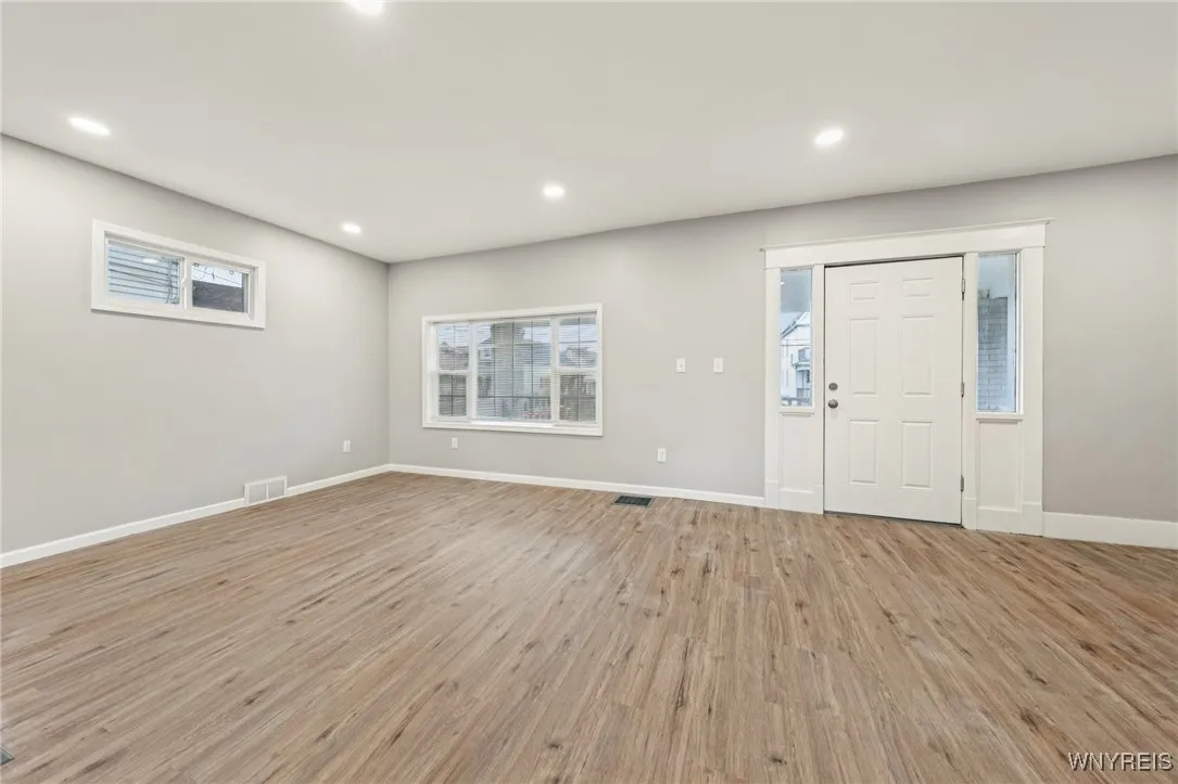 53 Richfield Avenue, Buffalo, New York 14220, Buffalo, New York 14220, 3 Bedrooms Bedrooms, 9 Rooms Rooms,2 BathroomsBathrooms,Residential,For Sale,53 Richfield Avenue, Buffalo, New York 14220,0,B1650998