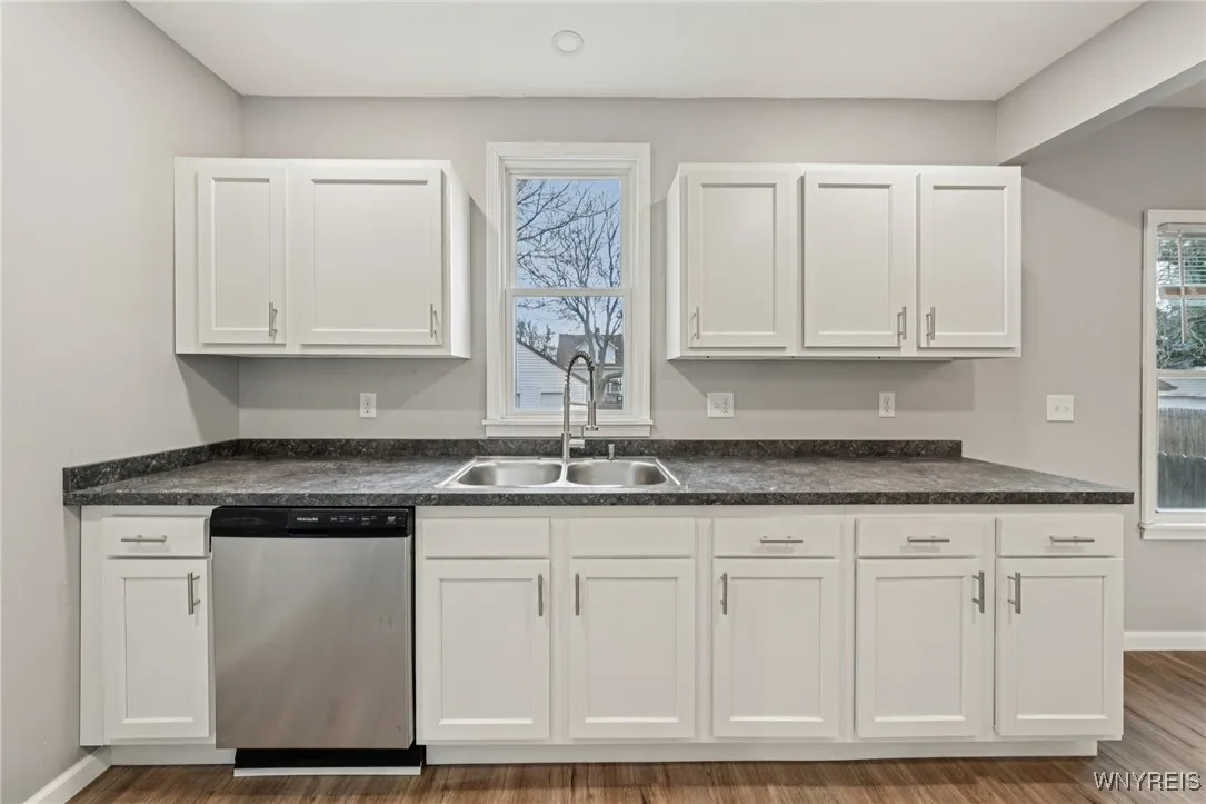 53 Richfield Avenue, Buffalo, New York 14220, Buffalo, New York 14220, 3 Bedrooms Bedrooms, 9 Rooms Rooms,2 BathroomsBathrooms,Residential,For Sale,53 Richfield Avenue, Buffalo, New York 14220,0,B1650998