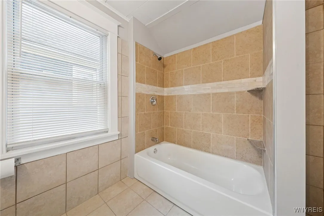 53 Richfield Avenue, Buffalo, New York 14220, Buffalo, New York 14220, 3 Bedrooms Bedrooms, 9 Rooms Rooms,2 BathroomsBathrooms,Residential,For Sale,53 Richfield Avenue, Buffalo, New York 14220,0,B1650998