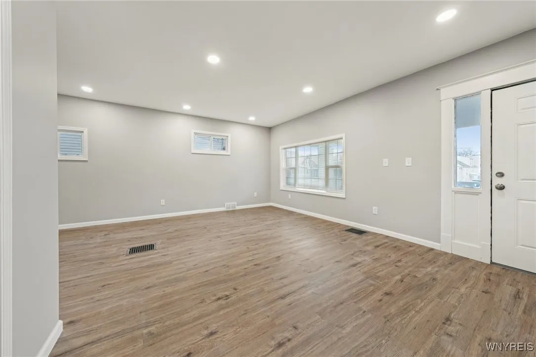 53 Richfield Avenue, Buffalo, New York 14220, Buffalo, New York 14220, 3 Bedrooms Bedrooms, 9 Rooms Rooms,2 BathroomsBathrooms,Residential,For Sale,53 Richfield Avenue, Buffalo, New York 14220,0,B1650998