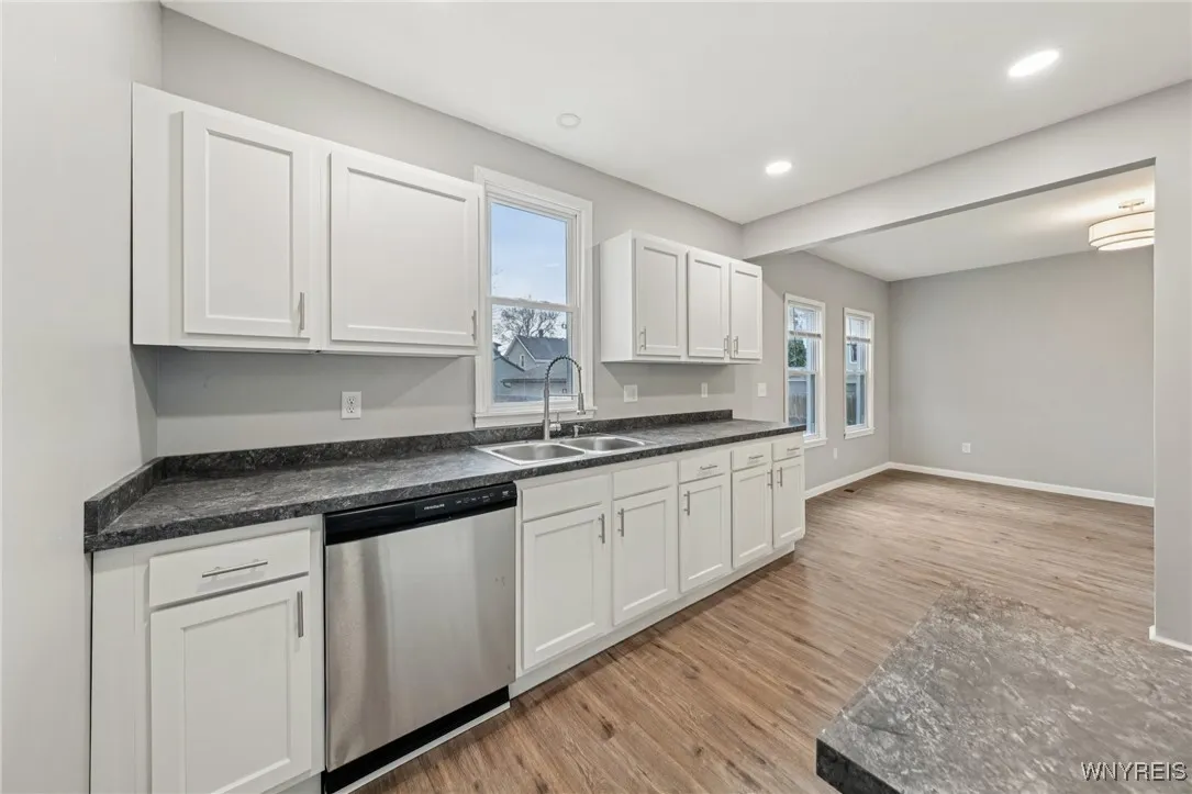 53 Richfield Avenue, Buffalo, New York 14220, Buffalo, New York 14220, 3 Bedrooms Bedrooms, 9 Rooms Rooms,2 BathroomsBathrooms,Residential,For Sale,53 Richfield Avenue, Buffalo, New York 14220,0,B1650998